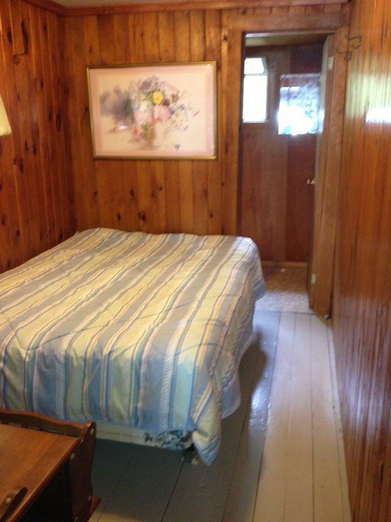 Cottage bedroom